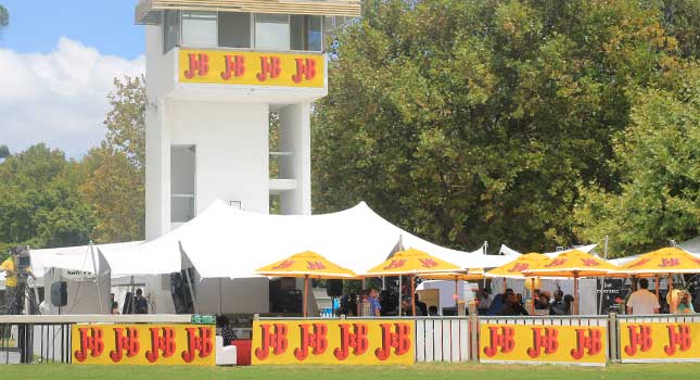 10x10m white stretch tent at the 2015 J&B Met