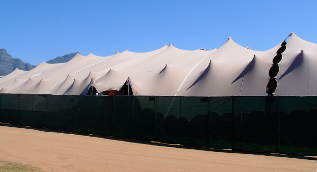 80x40m stretch tent at the 2007 J&B Met