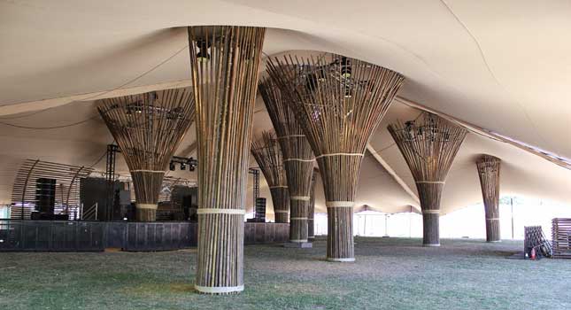 Rigging configurations with RHI Stretch Tents: Red Bull "Love Box"