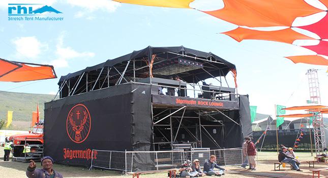 Stretch tent for sound engineering stage